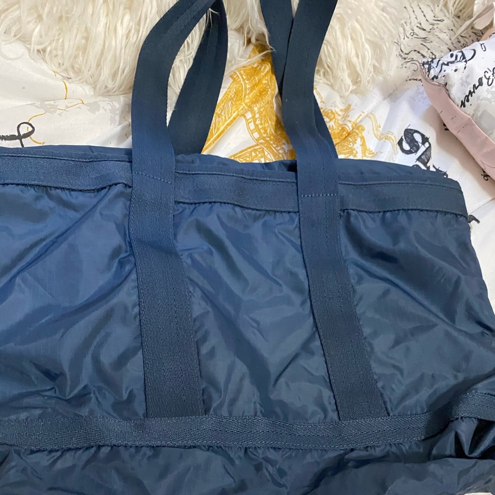 Blue shoulder bag